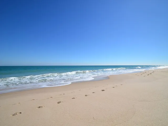 $4,500 | 5690 Florida A1A, Unit 102N, Vero Beach, FL 32963