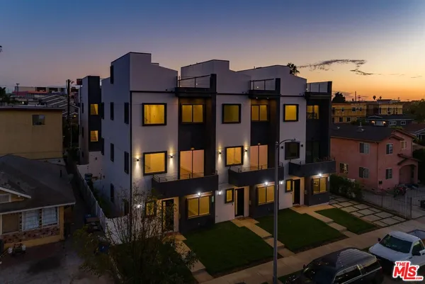 $5,695 | 4830 1/2 Pickford Street, Los Angeles, CA 90019