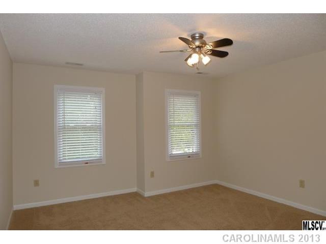 1332 Ripken Drive Hickory, NC 28602 - Photo 12 of 16 Gallery Image 12