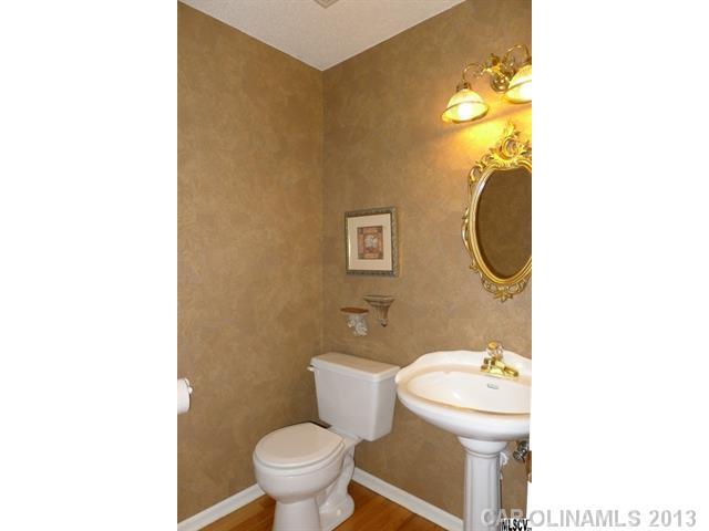 1332 Ripken Drive Hickory, NC 28602 - Photo 8 of 16 Gallery Image 8