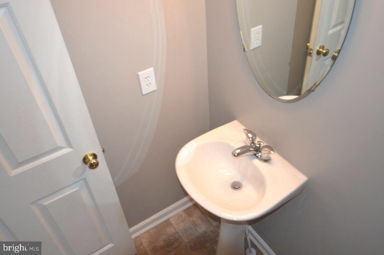 35 Nace Drive Hanover, PA 17331 - Photo 22 of 47