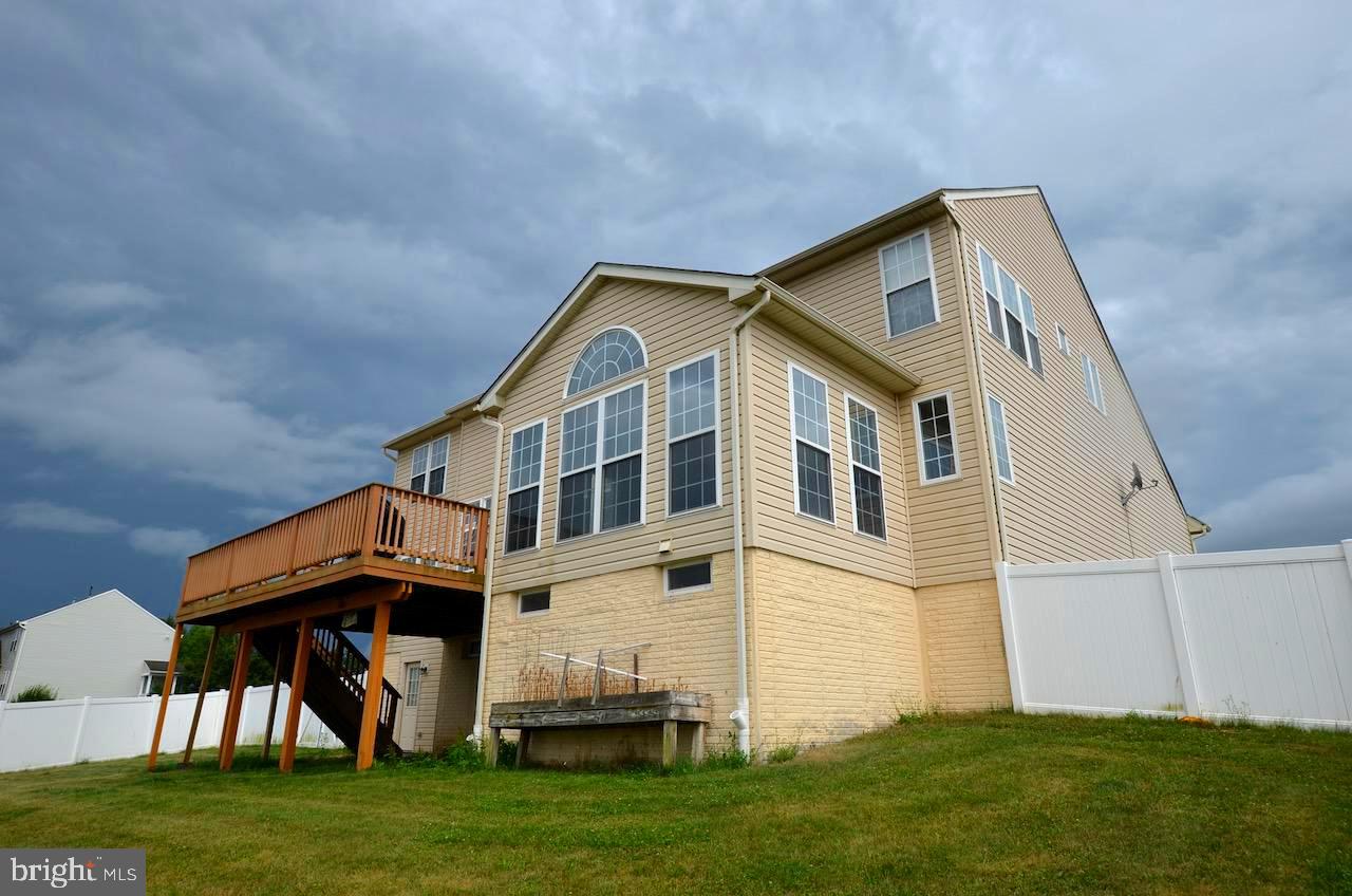 35 Nace Drive Hanover, PA 17331 - Photo 4 of 47