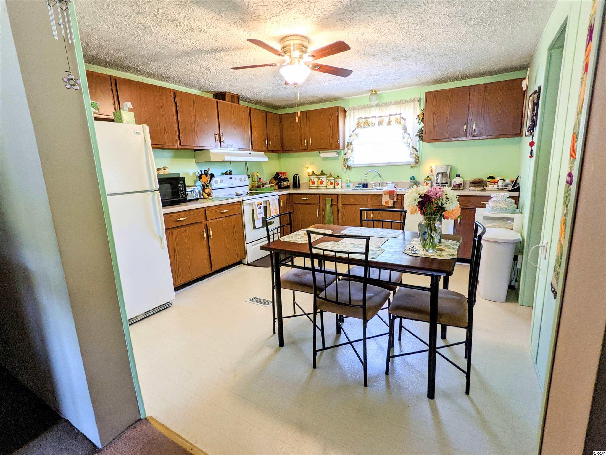 1063 Davis Street Manning, SC 29102 - Photo 10 of 34 Gallery Image 10