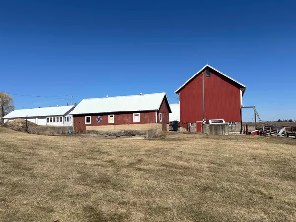 $799,900 | W7900-w7902 Meek, Arlington, WI 53911