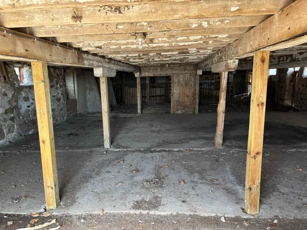 $799,900 | W7900-w7902 Meek, Arlington, WI 53911