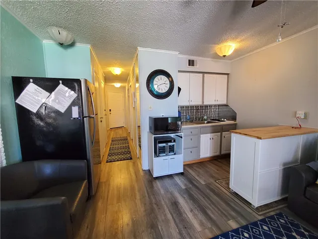 $84,000 | 3938 Surfside Boulevard, Unit 1135, Corpus Christi, TX 78402