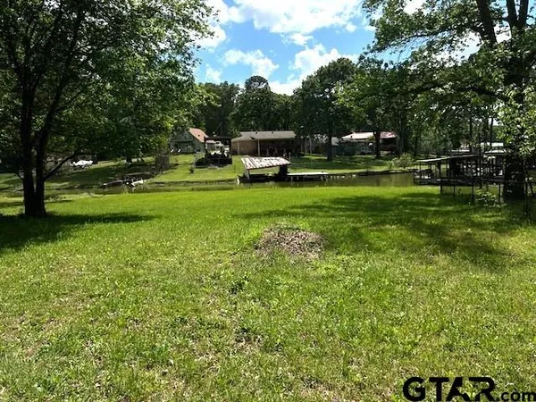 $130,000 | 17418 Lakeview Drive, Flint, TX 75762