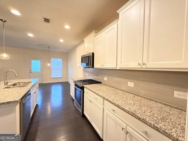 $640,000 | 302 Lovell Avenue, Peachtree City, GA 30269