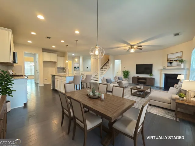 $640,000 | 302 Lovell Avenue, Peachtree City, GA 30269