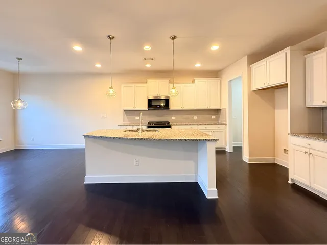 $640,000 | 302 Lovell Avenue, Peachtree City, GA 30269