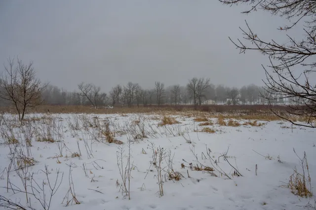 $950,000 | W10802 Blackhawk Trail, Fox Lake, WI 53933