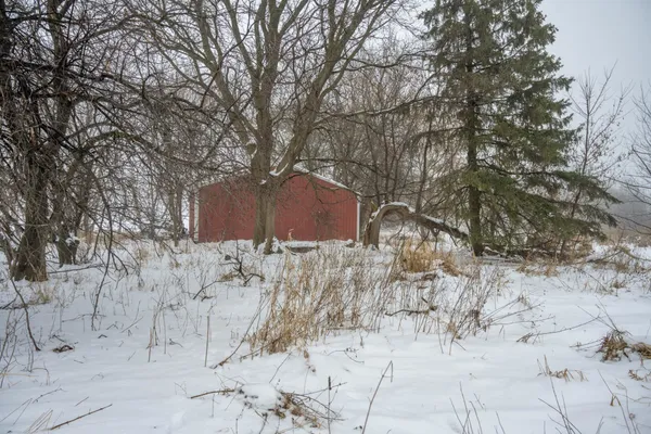 $950,000 | W10802 Blackhawk Trail, Fox Lake, WI 53933