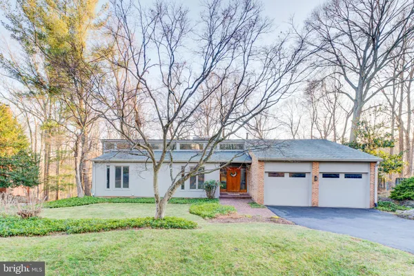 $1,230,000 | 8610 Hidden Hill Lane, Rockville, MD 20854