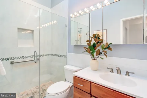 $1,150,000 | 8610 Hidden Hill Lane, Rockville, MD 20854