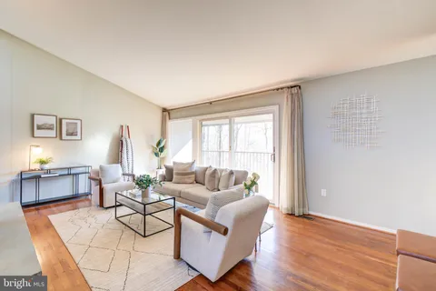 $1,150,000 | 8610 Hidden Hill Lane, Rockville, MD 20854