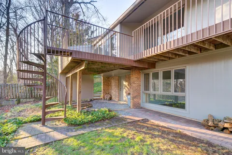 $1,150,000 | 8610 Hidden Hill Lane, Rockville, MD 20854