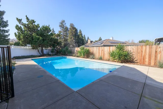 $989,900 | 1730 Sylvia Court, Turlock, CA 95382