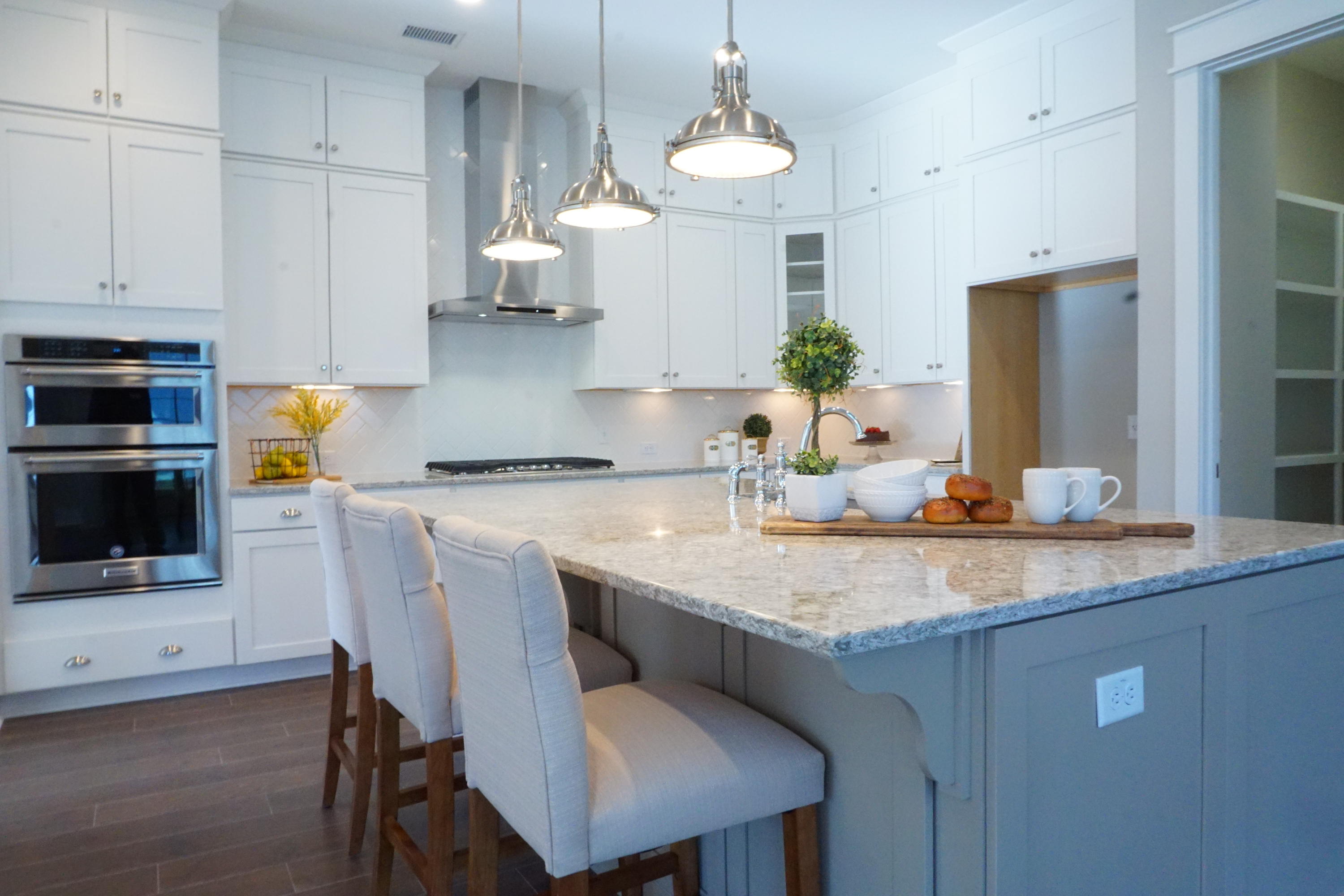 1399 Rivella Drive Mount Pleasant, SC 29464 - Photo 5 of 43 Kitchen