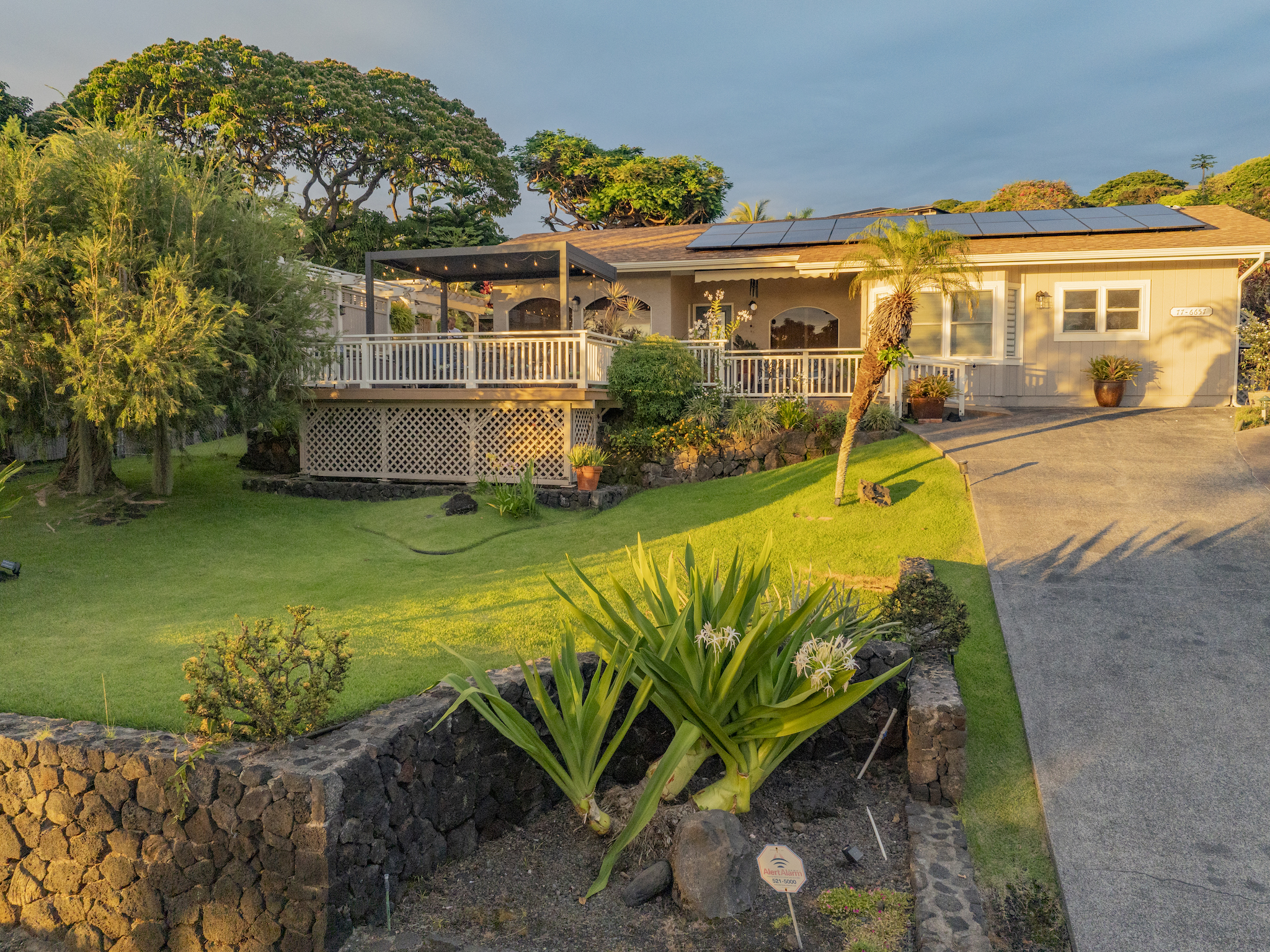 77-6657 Walua Road Kailua-Kona, HI 96740 - Photo 2 of 28