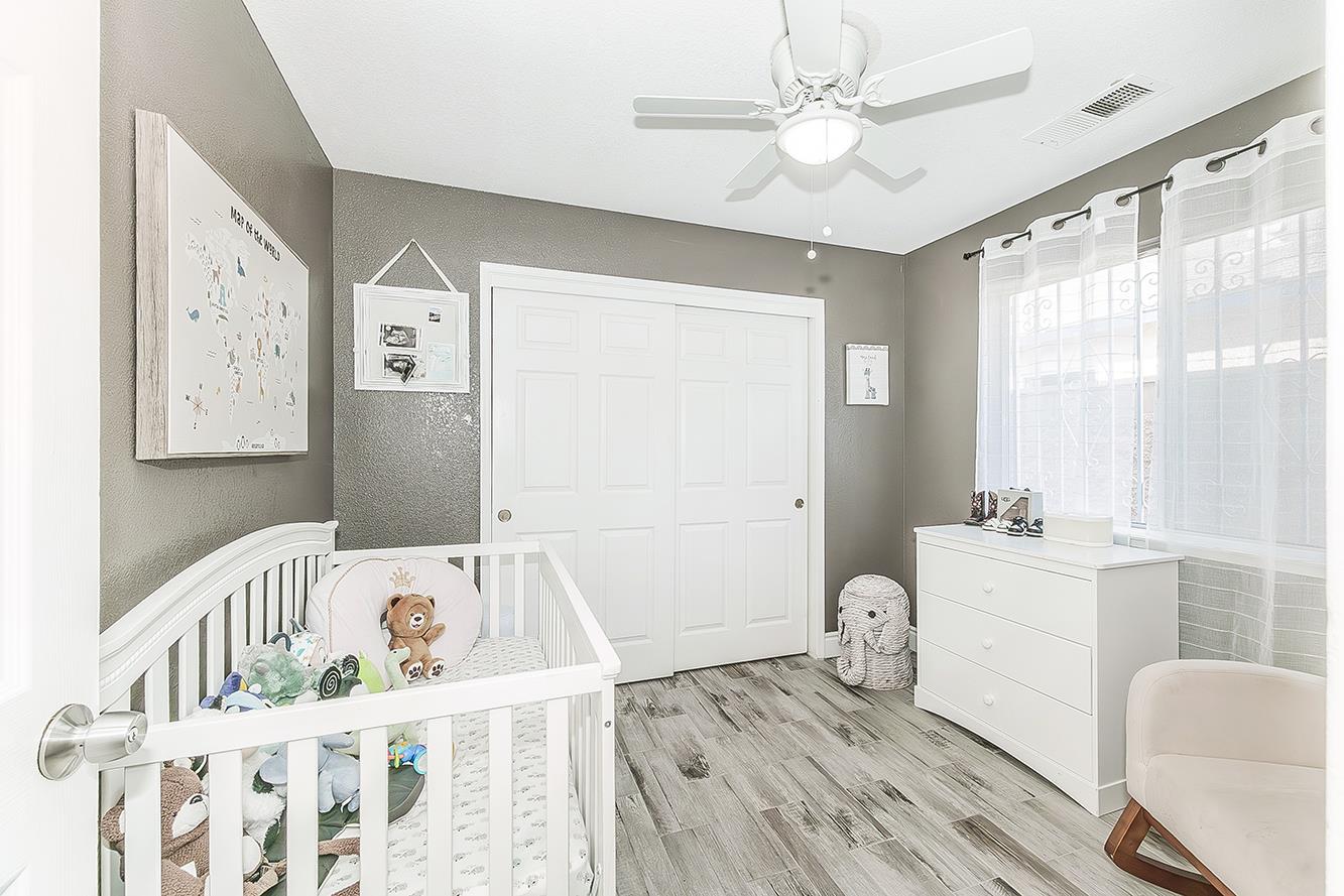 208 Kelly Avenue Parlier, CA 93648 - Photo 26 of 39