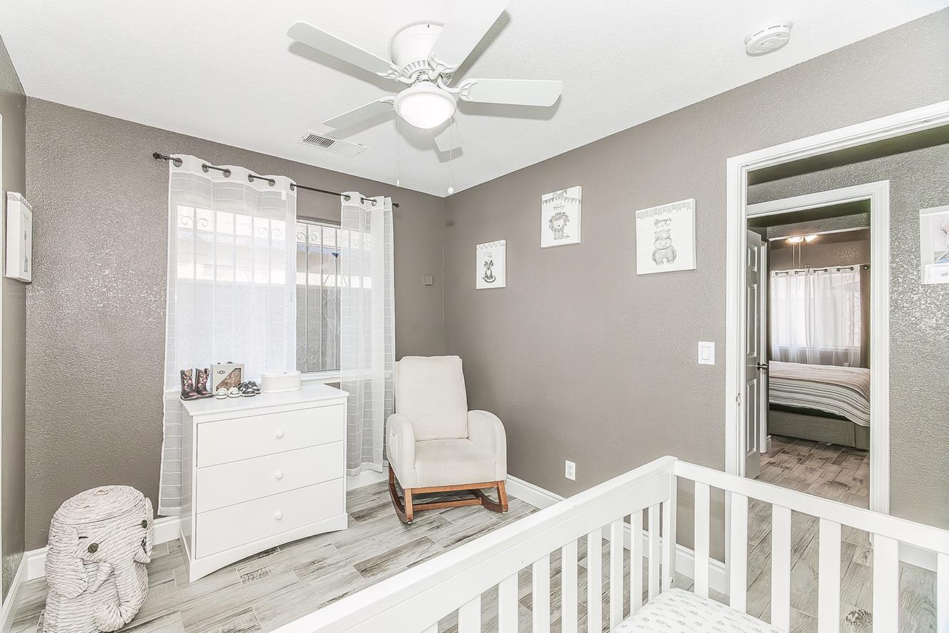 208 Kelly Avenue Parlier, CA 93648 - Photo 28 of 39