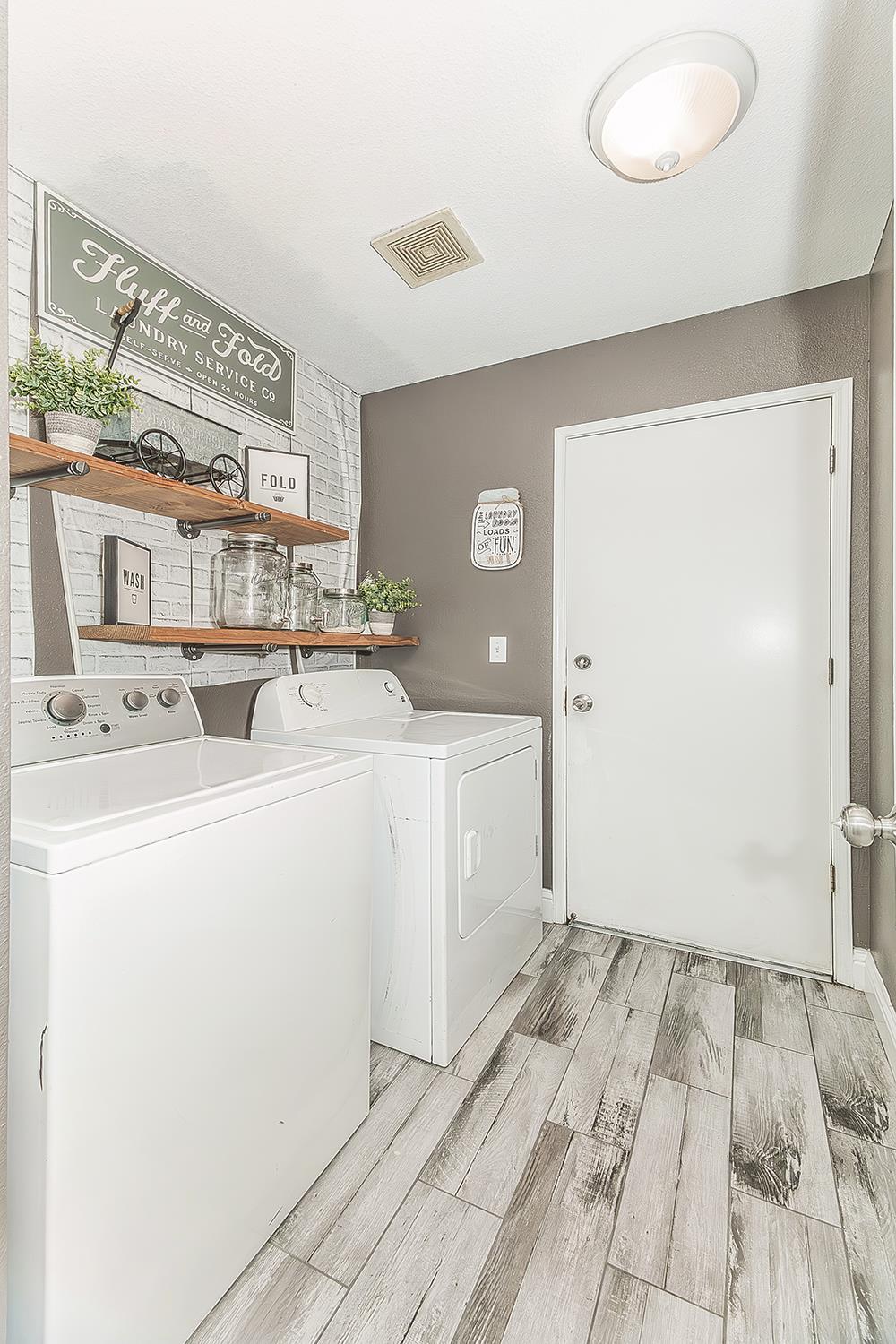 208 Kelly Avenue Parlier, CA 93648 - Photo 29 of 39