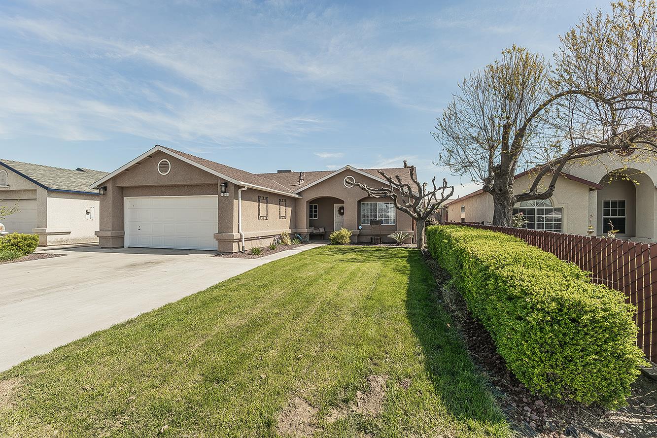 208 Kelly Avenue Parlier, CA 93648 - Photo 38 of 39