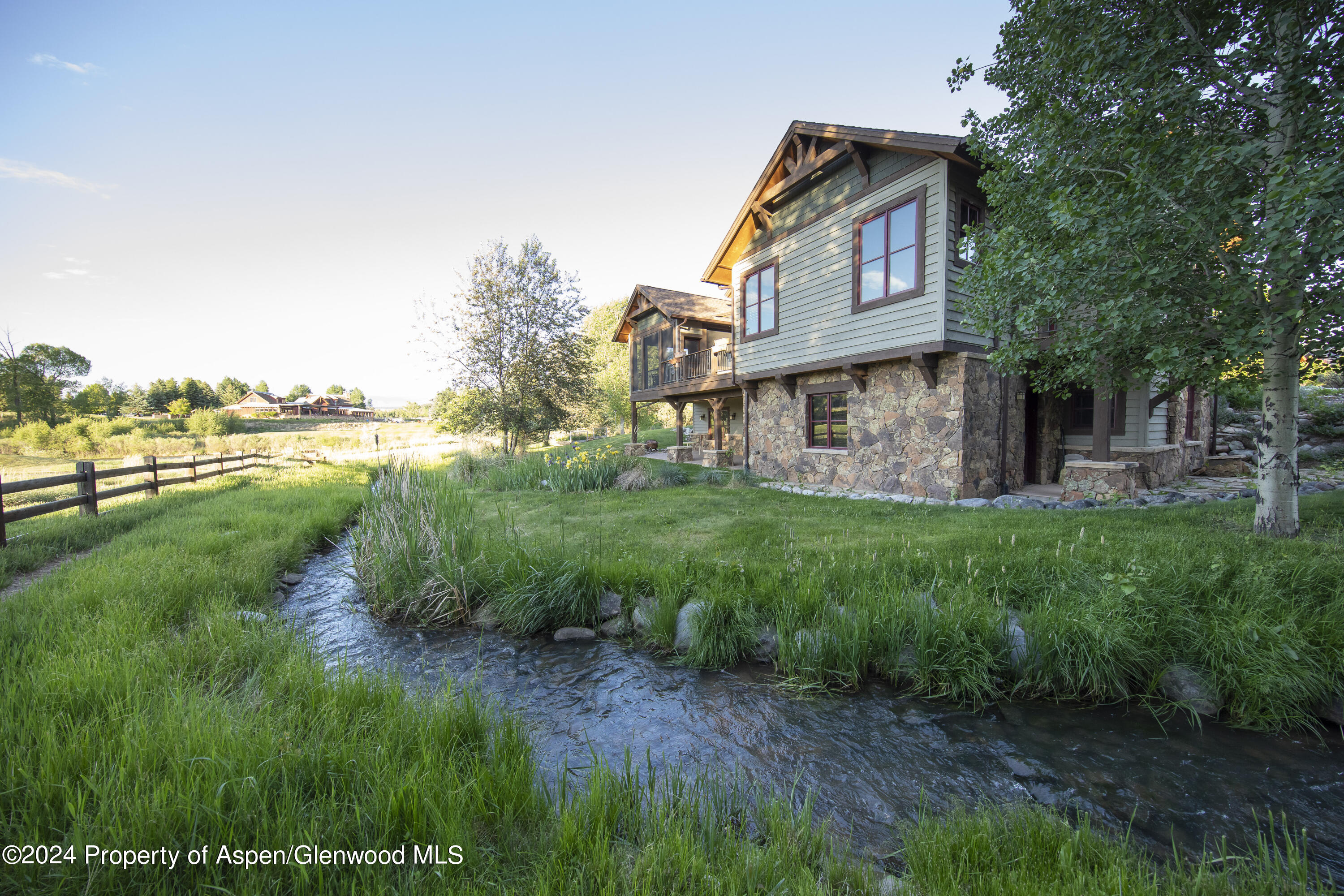 1124 Heritage Drive Carbondale, CO 81623 - Photo 5 of 37 HalWilliams2020-1282