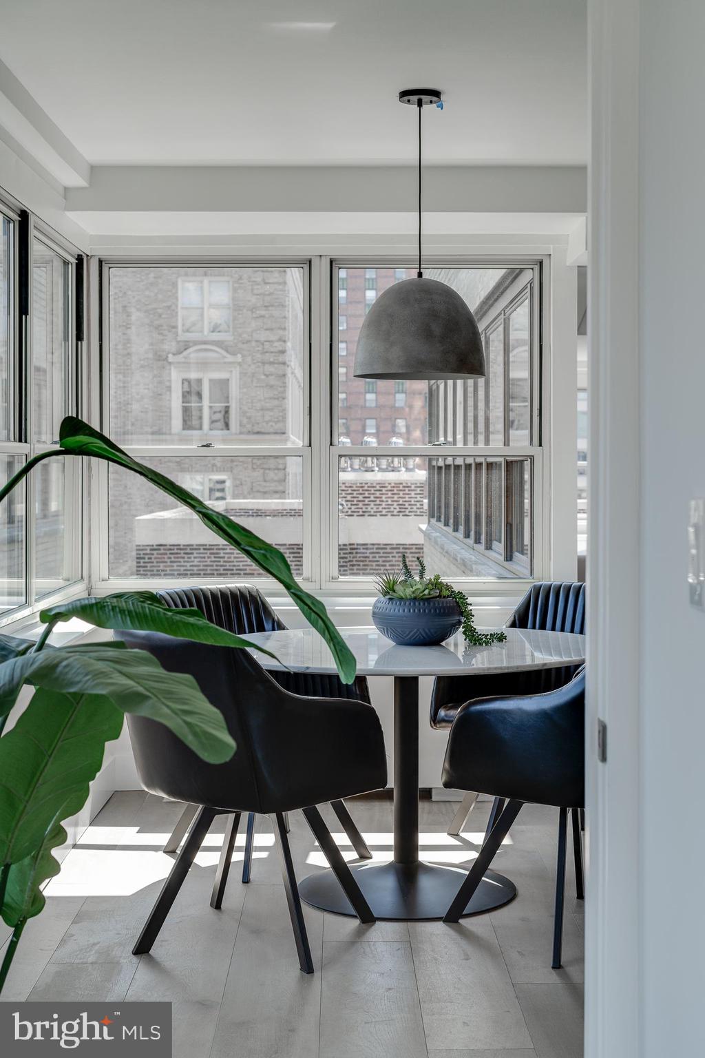 1810 Rittenhouse Square, Unit 211001 Philadelphia, PA 19103 - Photo 23 of 80