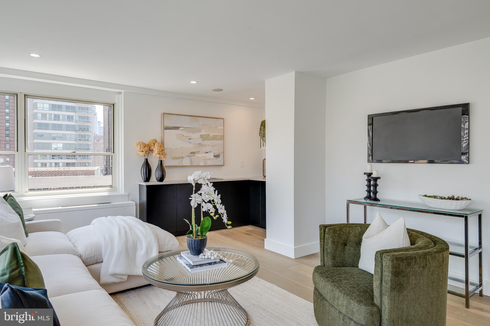 1810 Rittenhouse Square, Unit 211001 Philadelphia, PA 19103 - Photo 32 of 80