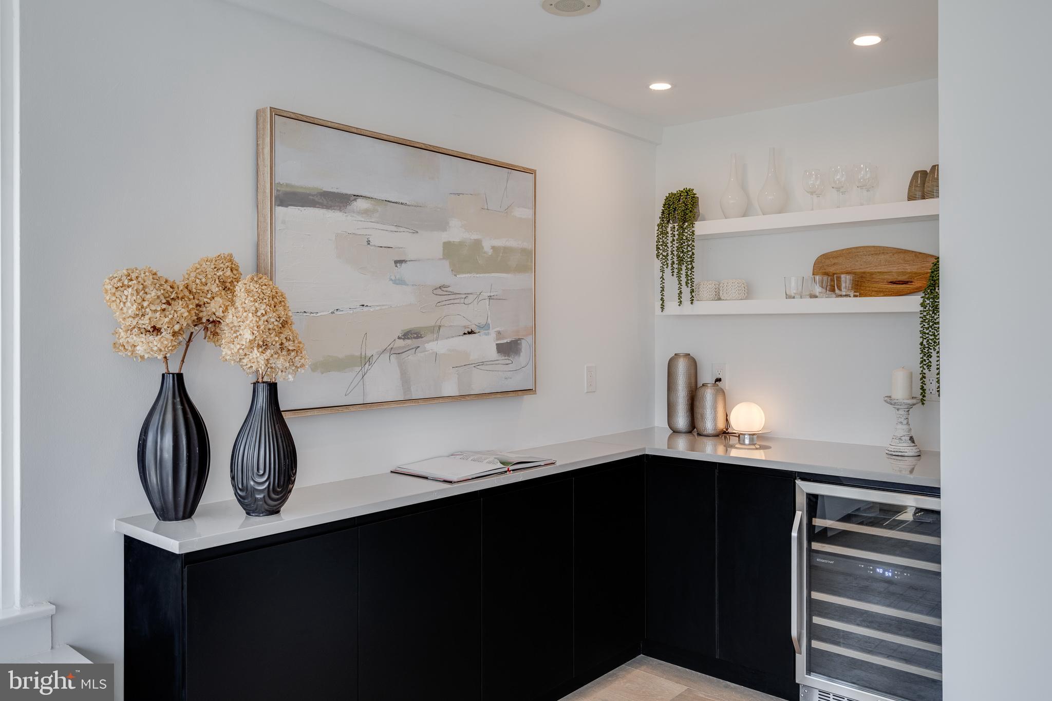 1810 Rittenhouse Square, Unit 211001 Philadelphia, PA 19103 - Photo 35 of 80