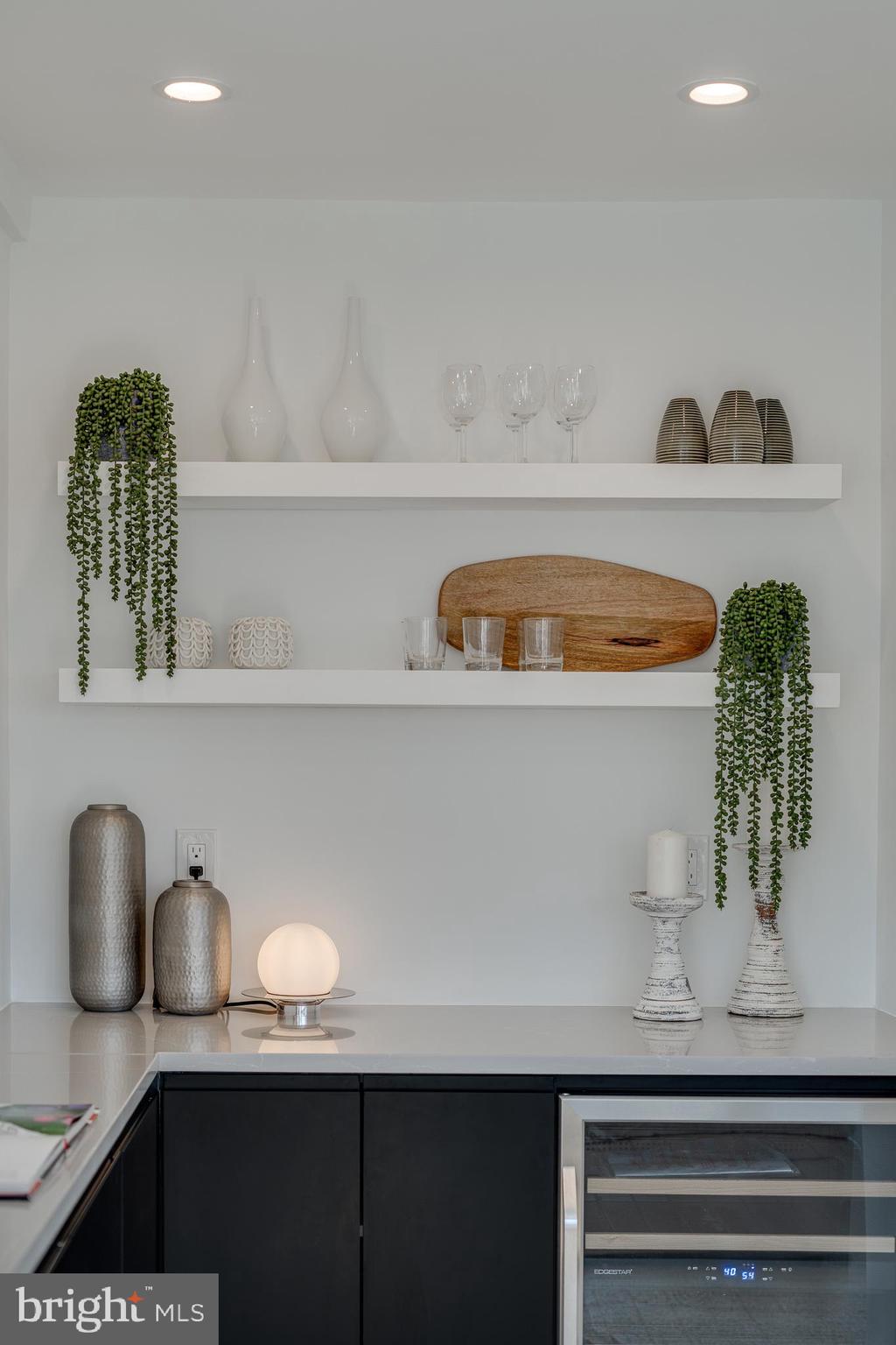 1810 Rittenhouse Square, Unit 211001 Philadelphia, PA 19103 - Photo 37 of 80