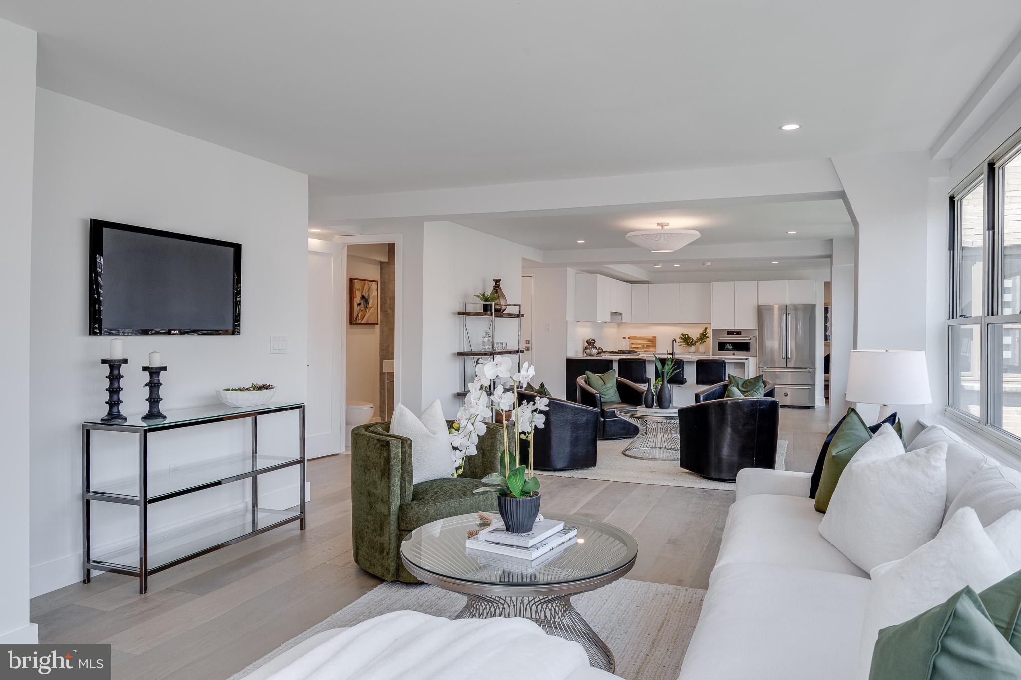 1810 Rittenhouse Square, Unit 211001 Philadelphia, PA 19103 - Photo 38 of 80