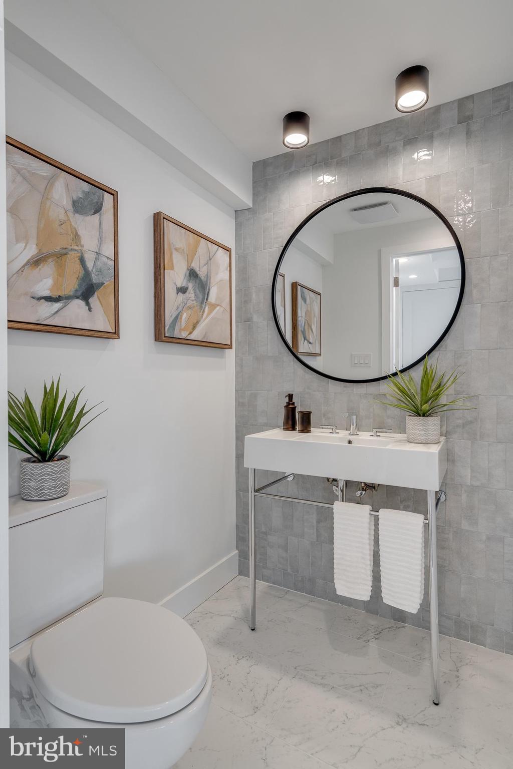 1810 Rittenhouse Square, Unit 211001 Philadelphia, PA 19103 - Photo 39 of 80