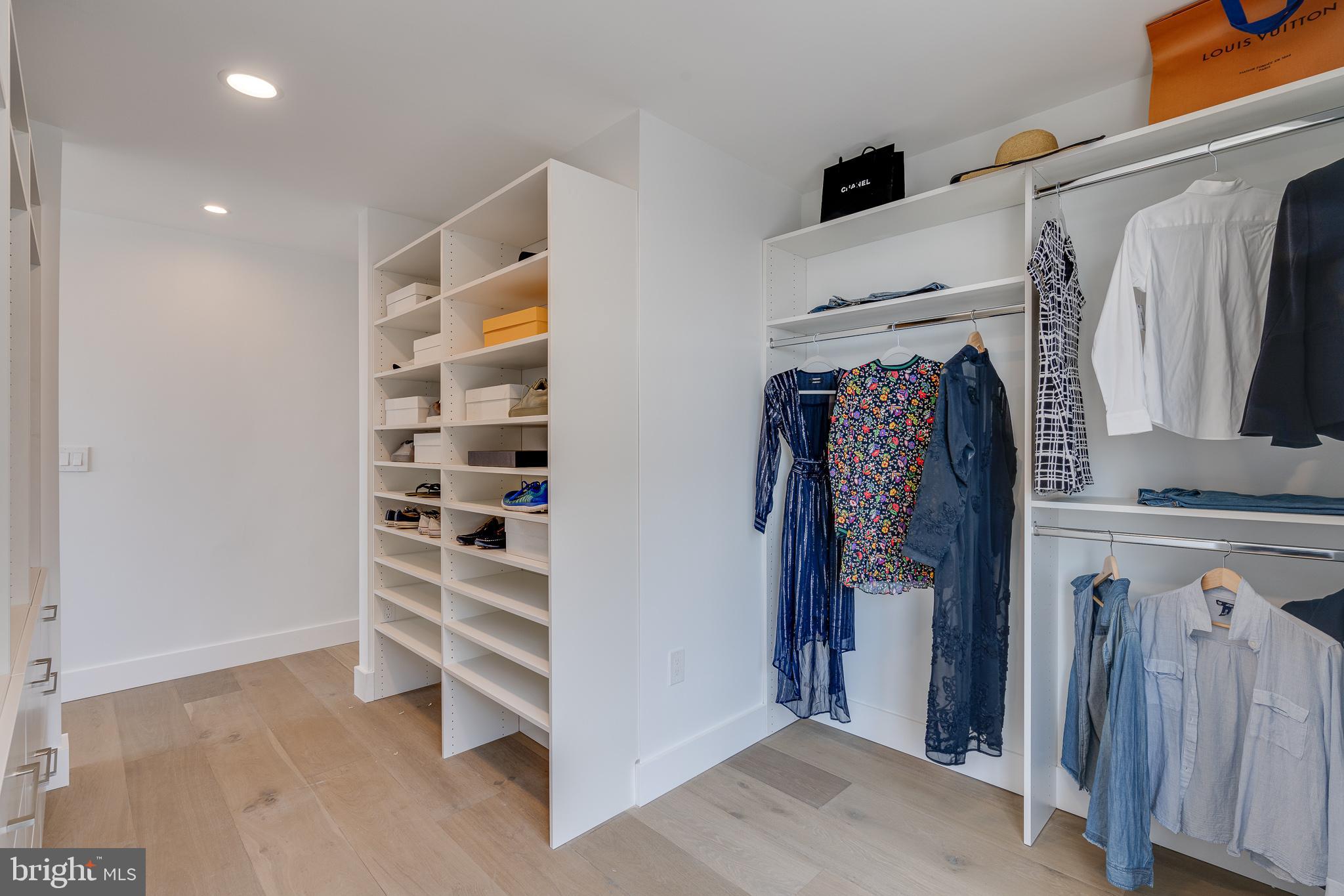 1810 Rittenhouse Square, Unit 211001 Philadelphia, PA 19103 - Photo 45 of 80