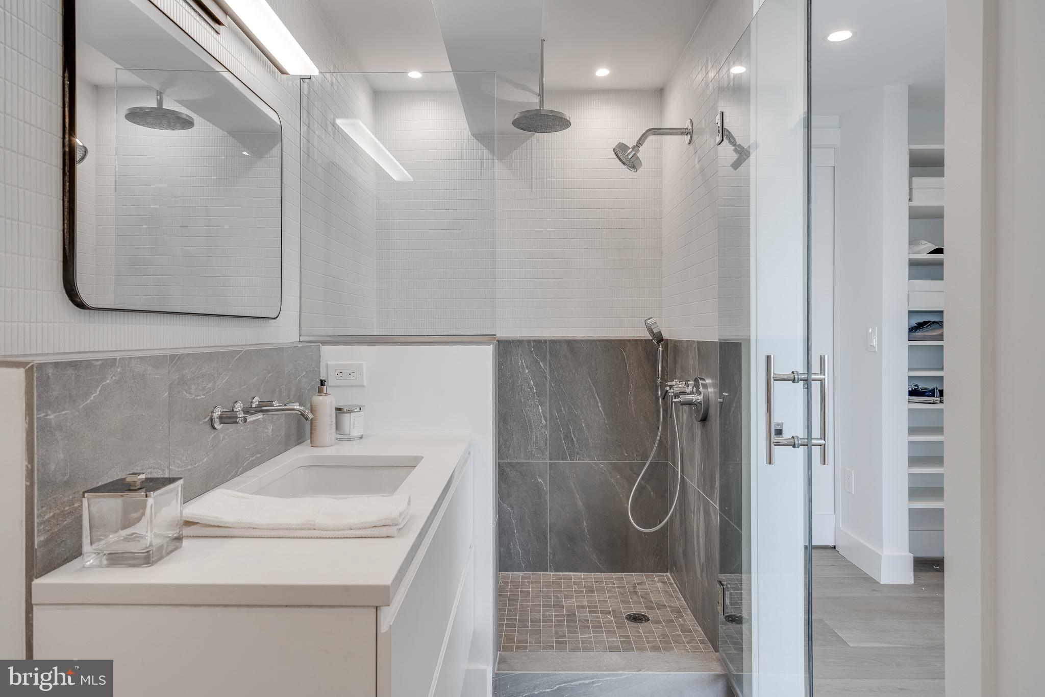 1810 Rittenhouse Square, Unit 211001 Philadelphia, PA 19103 - Photo 53 of 80