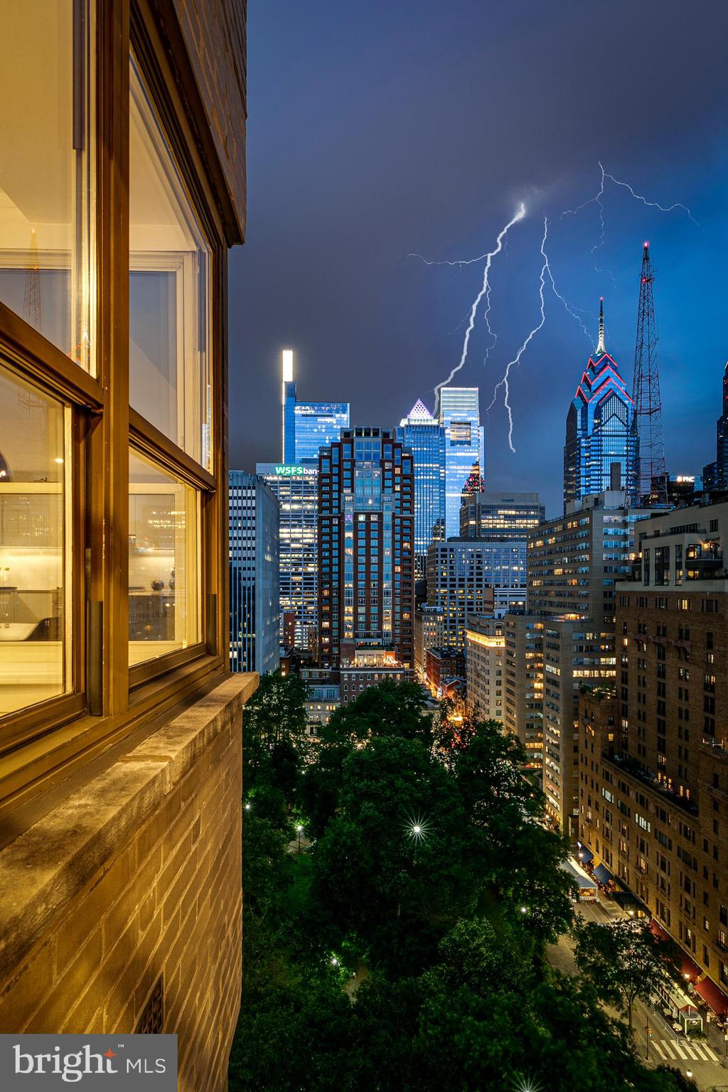 1810 Rittenhouse Square, Unit 211001 Philadelphia, PA 19103 - Photo 71 of 80