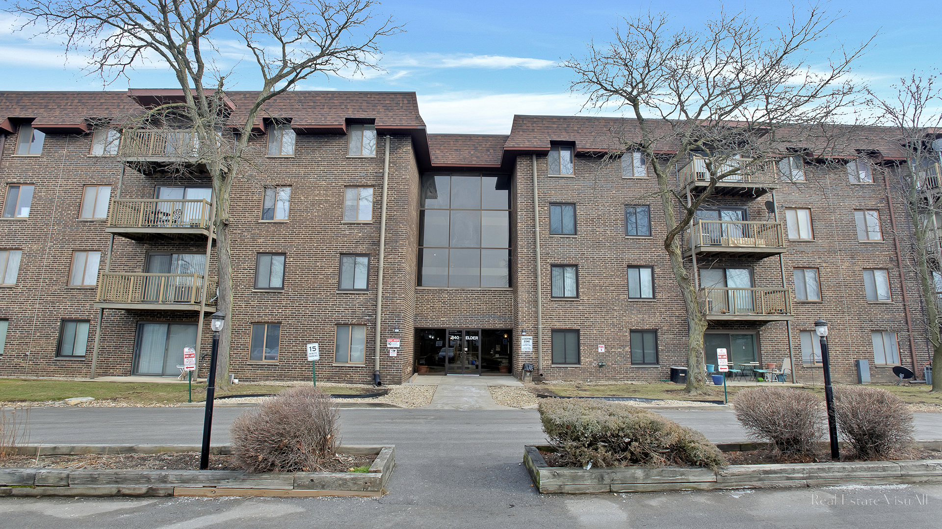 a large building with a street