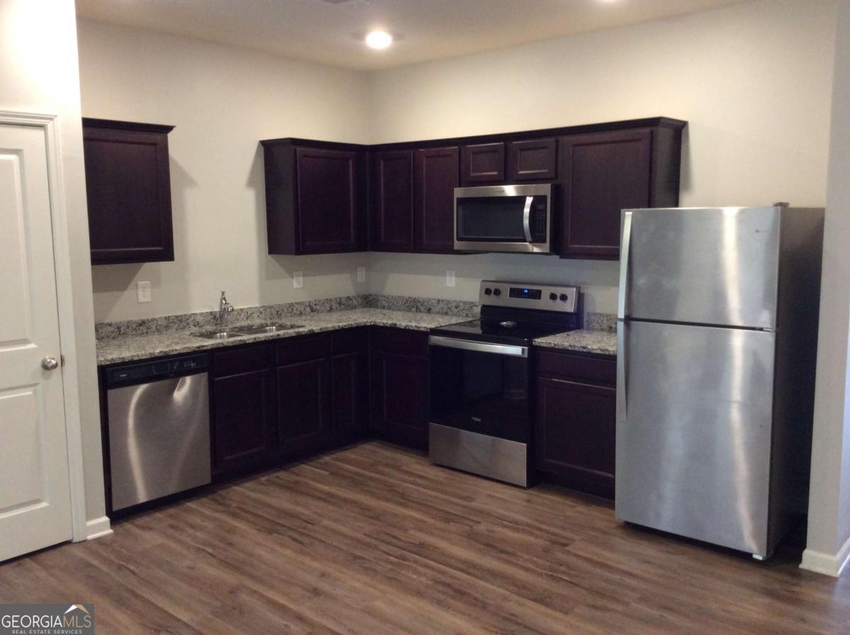 3075 Tarian Way Decatur, GA 30034 - Photo 6 of 15