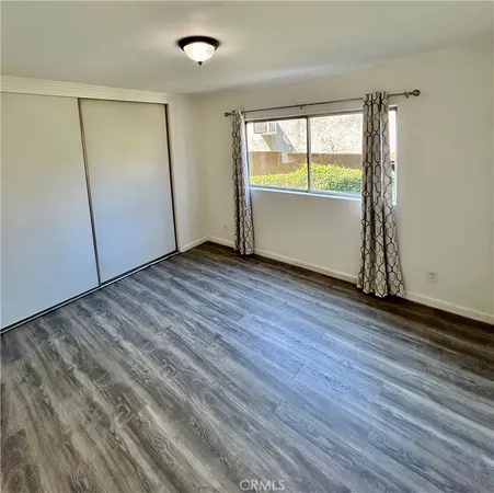$1,995 | 14823 Gilmore Street, Unit 106W, Van Nuys, CA 91411