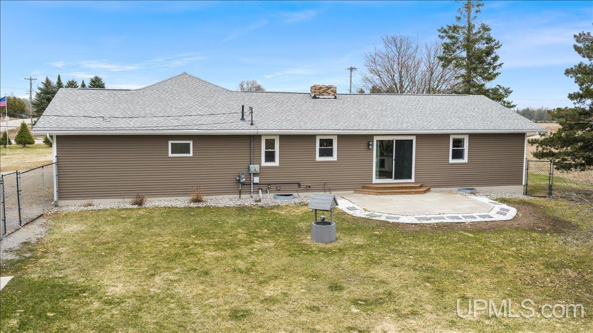4695 I Road Bark River, MI 49807 - Photo 5 of 57