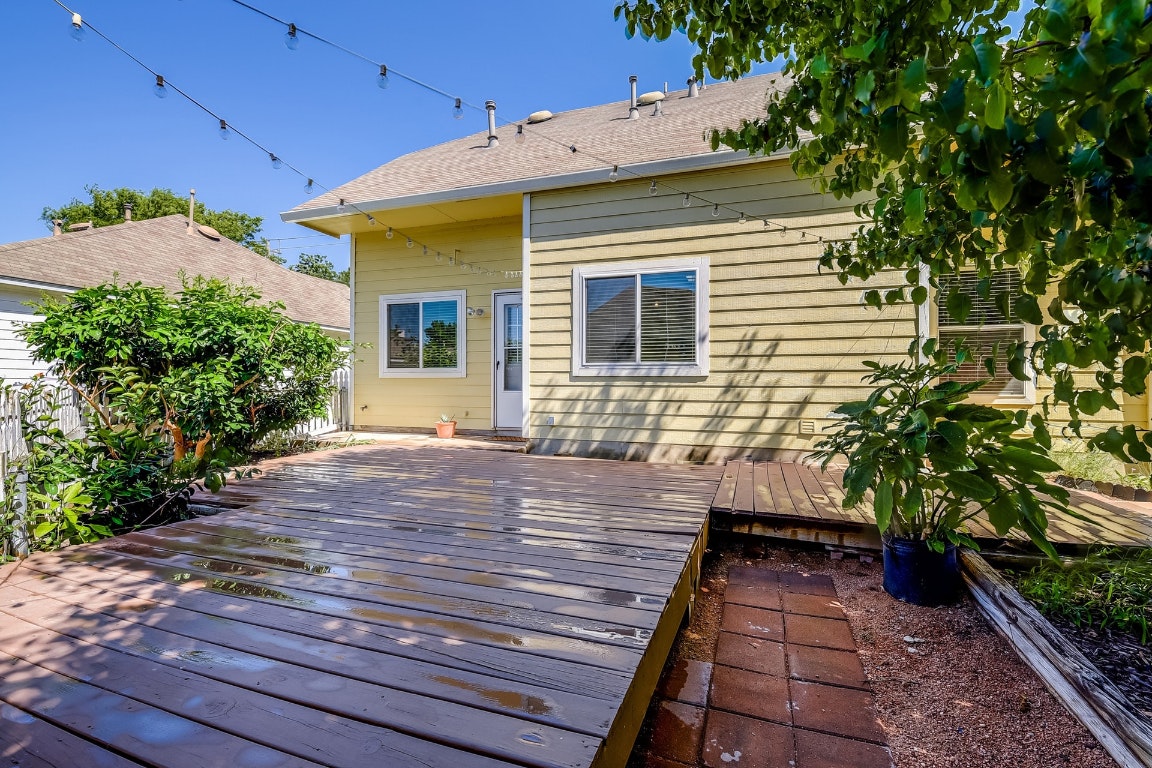1504 East 19th Street Georgetown, TX 78626 - Photo 25 of 27 a view of a house with a yard