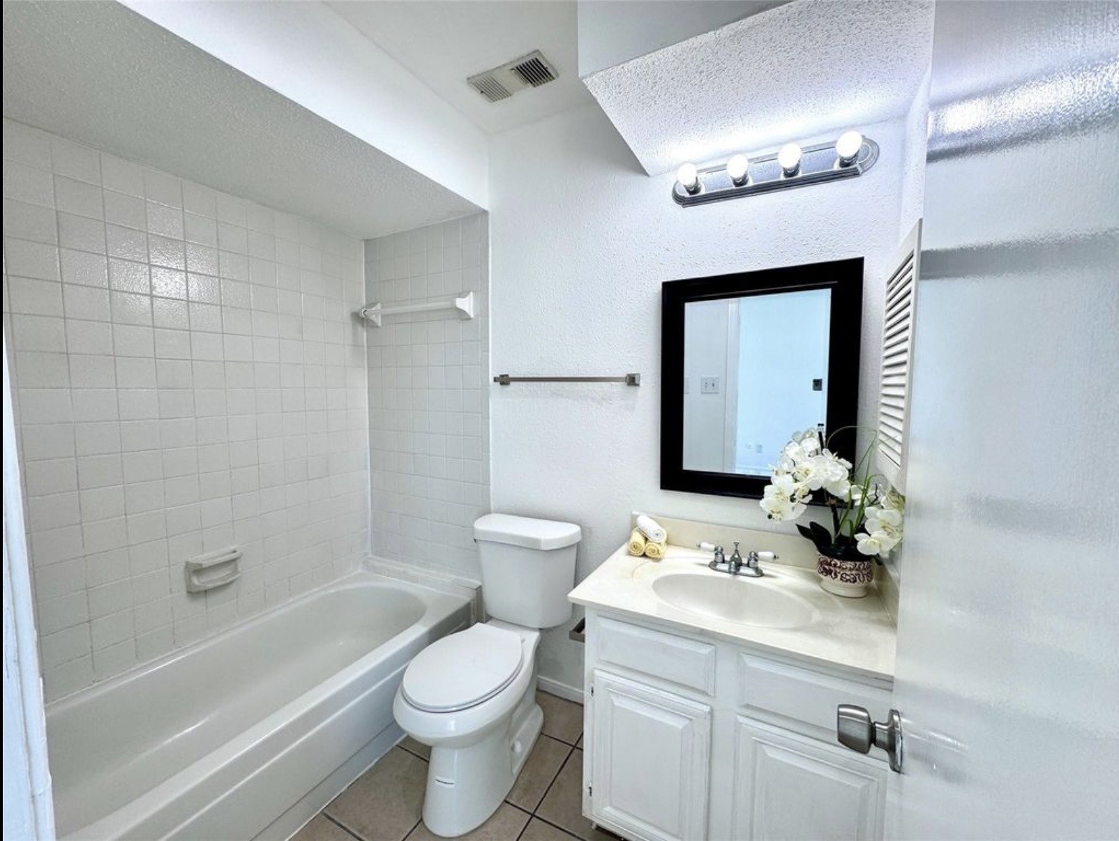 9901 Sharpcrest Street, Unit M6 Houston, TX 77036 - Photo 22 of 24