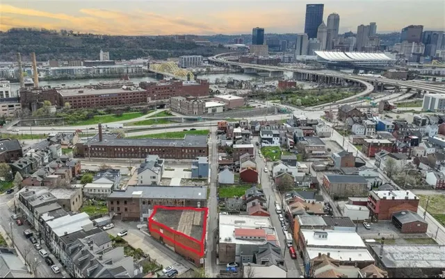 $3,200 | 918 Rickenbach Street, Pittsburgh, PA 15212