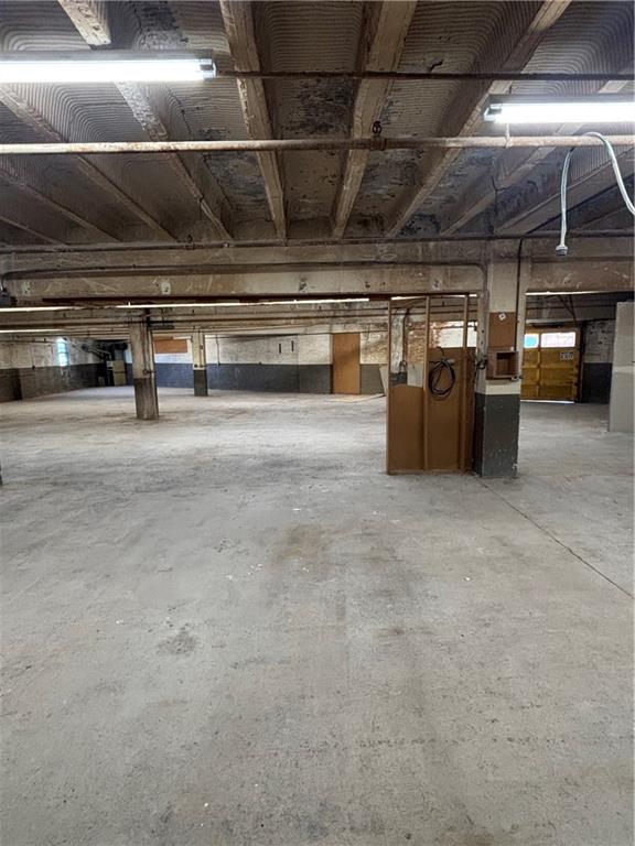 918 Rickenbach Street Pittsburgh, PA 15212 - Photo 11 of 28