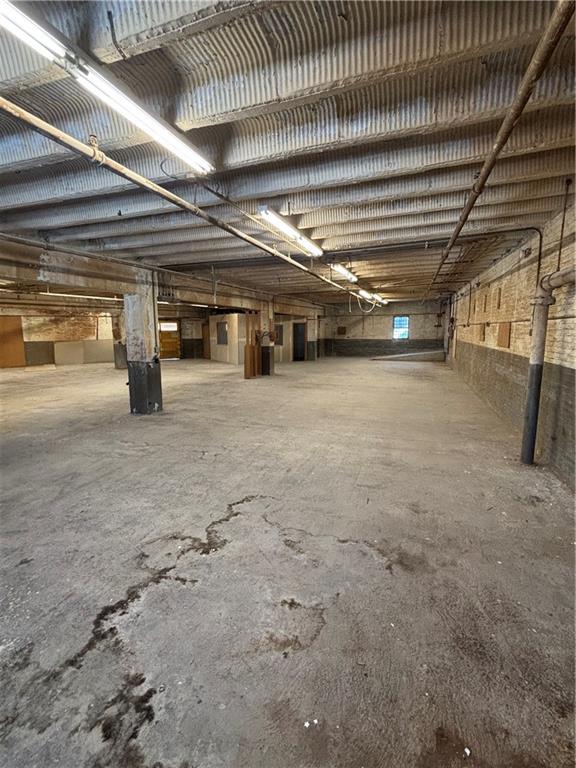 918 Rickenbach Street Pittsburgh, PA 15212 - Photo 13 of 28