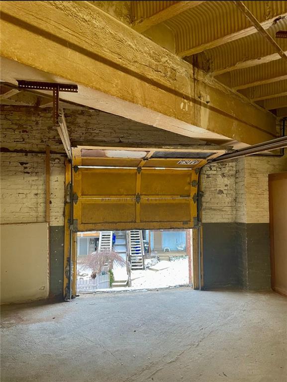 918 Rickenbach Street Pittsburgh, PA 15212 - Photo 27 of 28