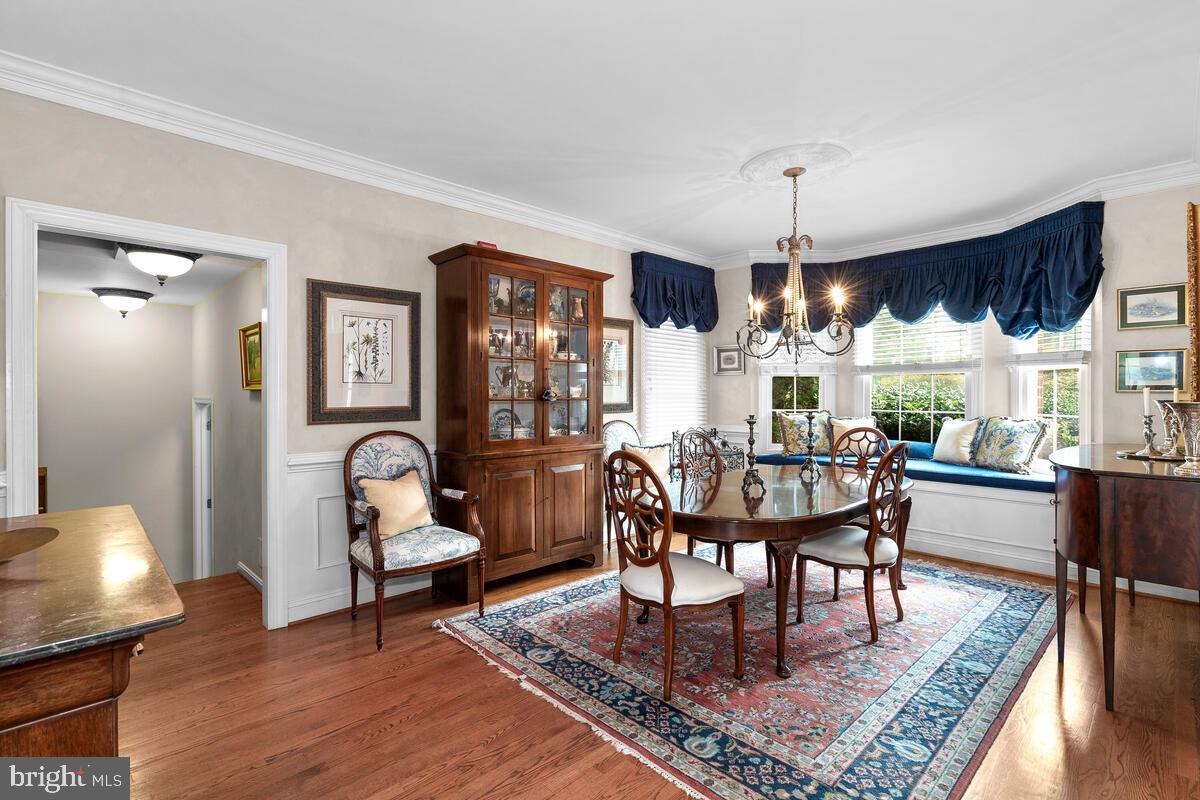 21304 Zion Road Brookeville, MD 20833 - Photo 25 of 109 Dining Room
