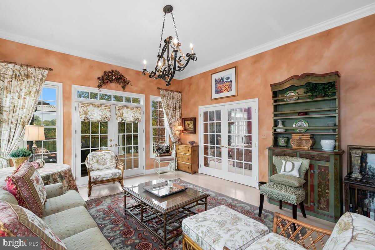 21304 Zion Road Brookeville, MD 20833 - Photo 36 of 109 Sunroom or Potential 2nd 1st Floor Library