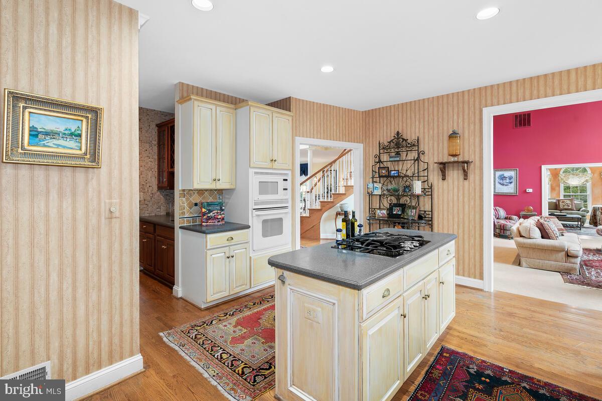 21304 Zion Road Brookeville, MD 20833 - Photo 44 of 109 Kitchen